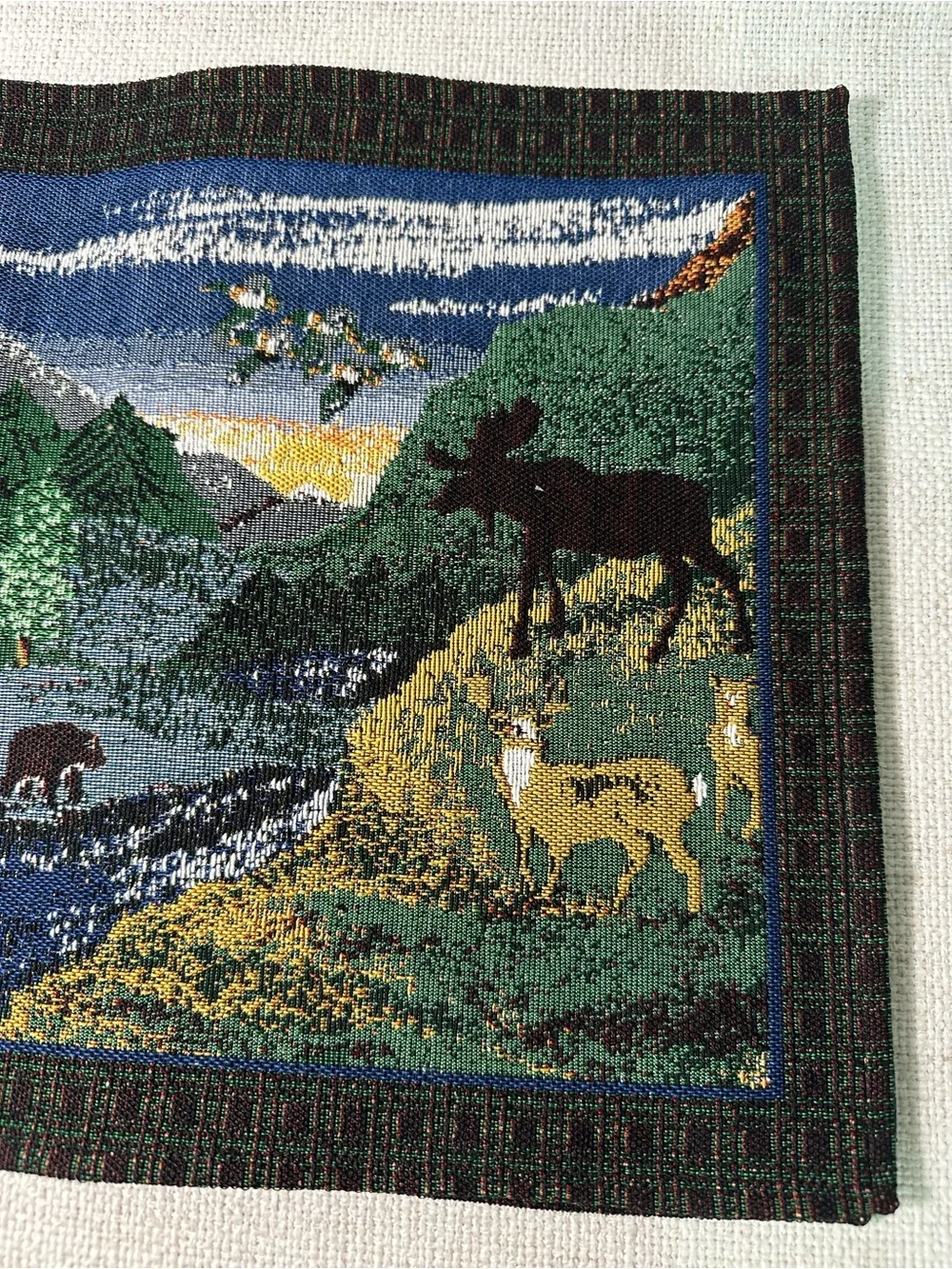 NWT 2 Tapestry Wildlife Bears Placemats 19x13 Cabin Rustic Countrycore